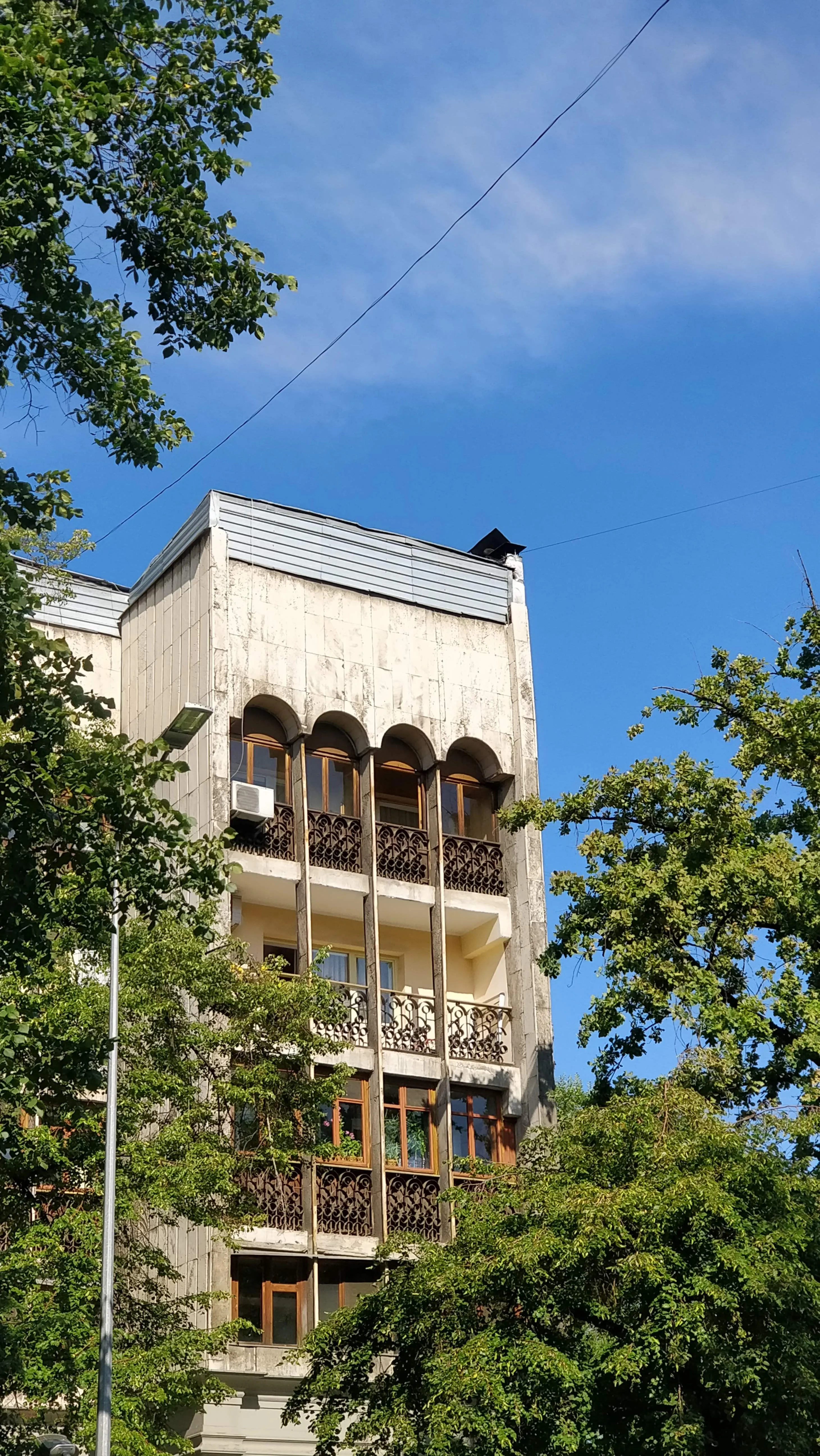 The loggia of the apartment block at Kurmangazy 43